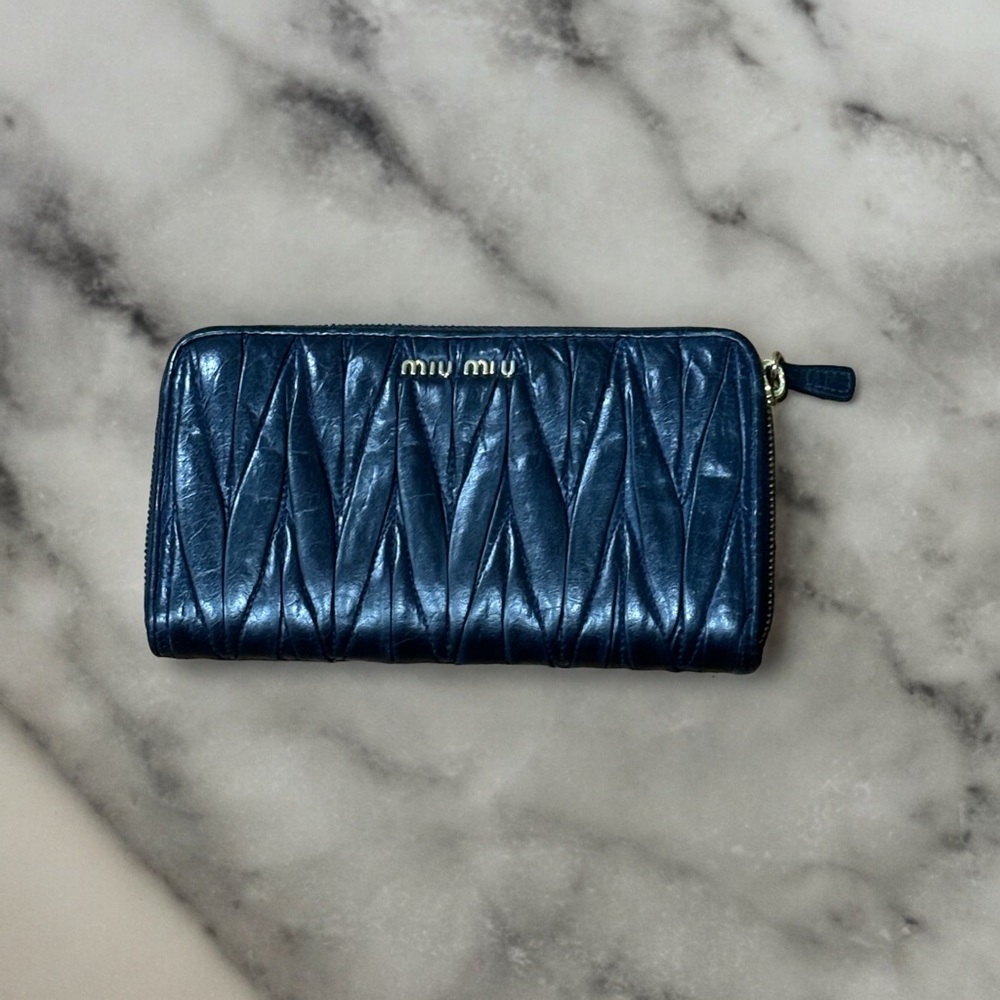Vintage Miu Miu Wallet